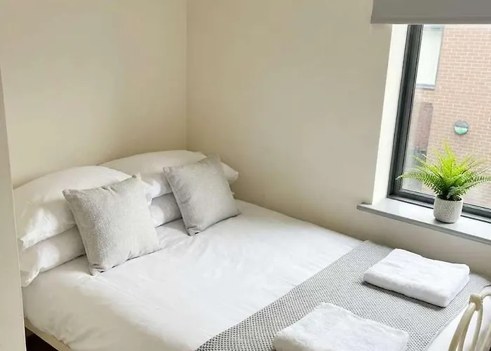 Cosy Budget 2bed Shared Kitchen Leeds (West Yorkshire)