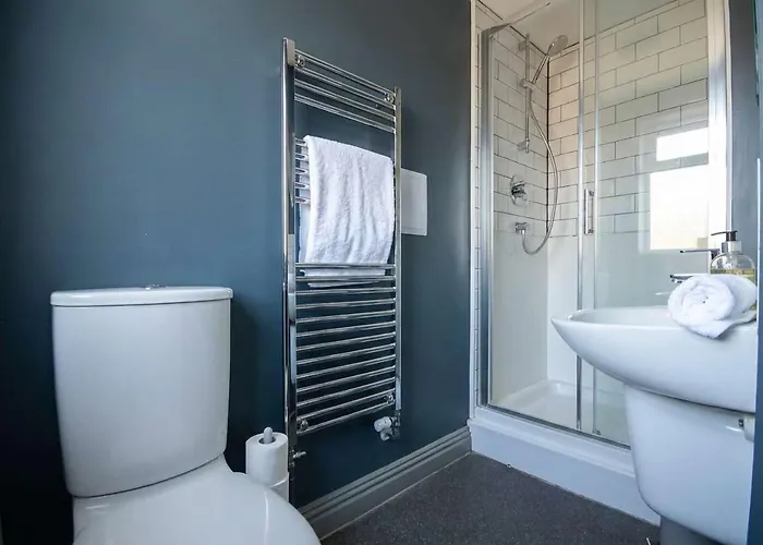 Cosy Budget 2bed Shared Kitchen