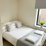 Cosy Budget 2bed Shared Kitchen Leeds (West Yorkshire)